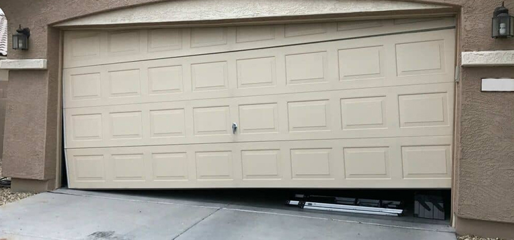 garage-door-bent-off-track-repair in Muskoka