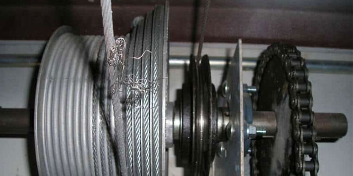 overhead garage door cable repair in Muskoka