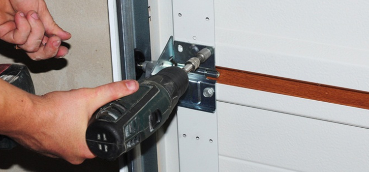 residential garage door service in Muskoka